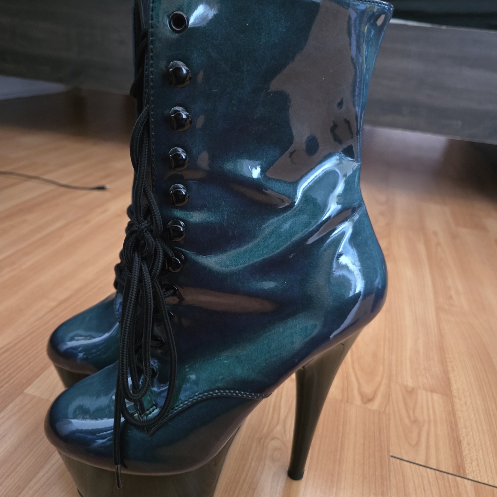 Pleaser - Adore-1020SHG